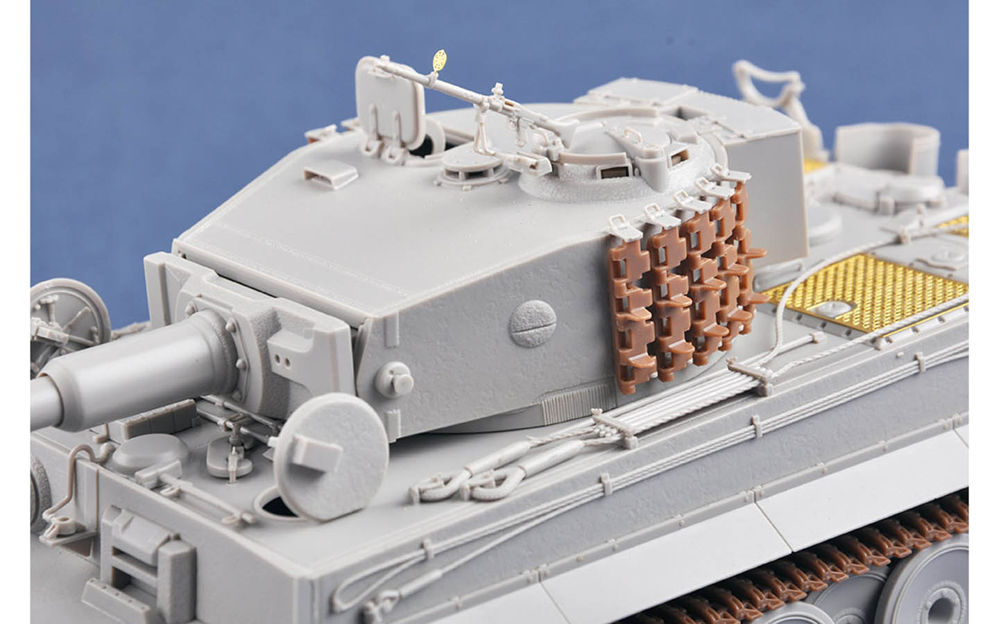 Pz.Kpfw.VI Ausf.E Sd.Kfz.181 Tiger I (Medium Production) with