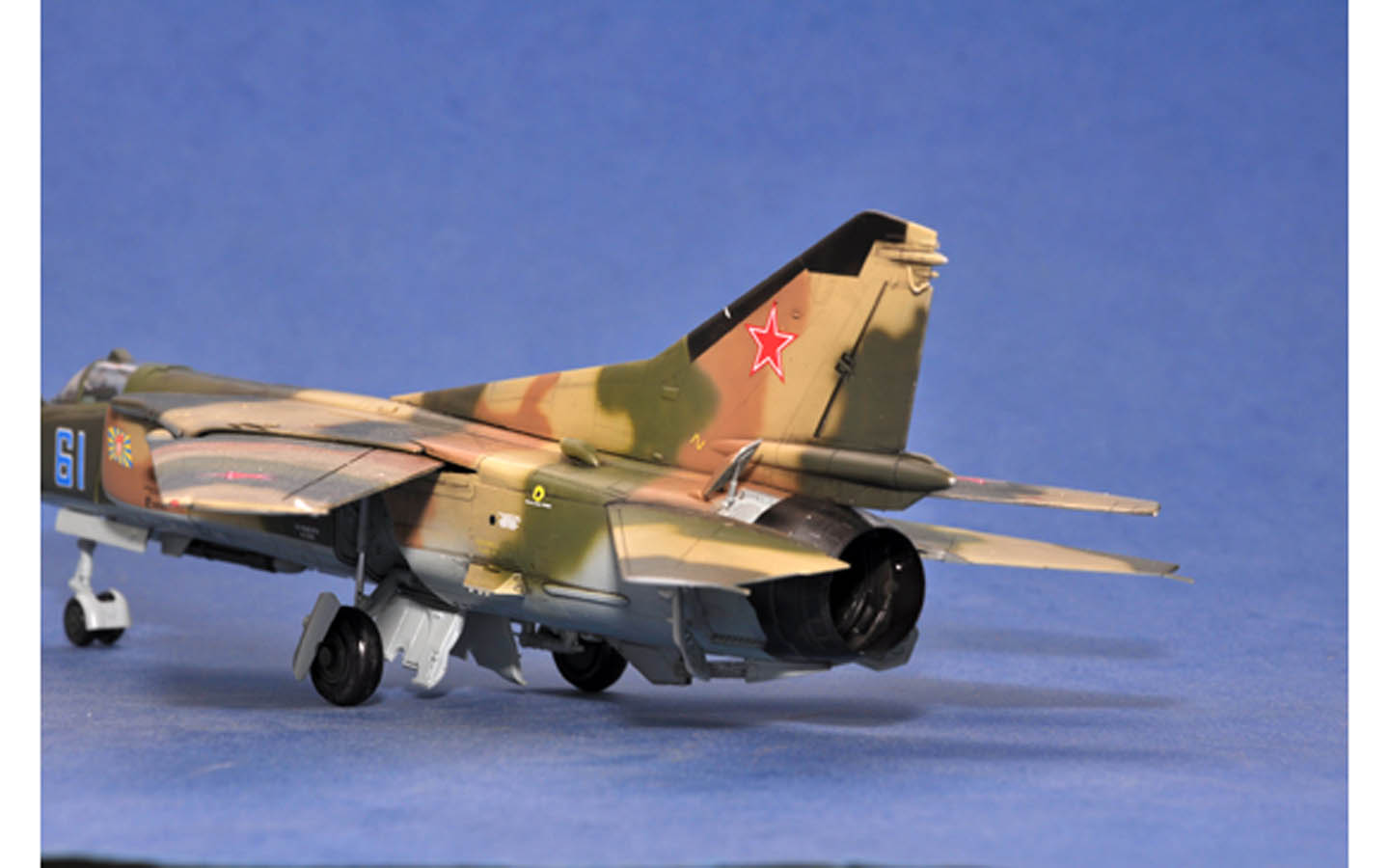 MIG-27M Flogger J - Trumpeter 05803 | kingshobby.com
