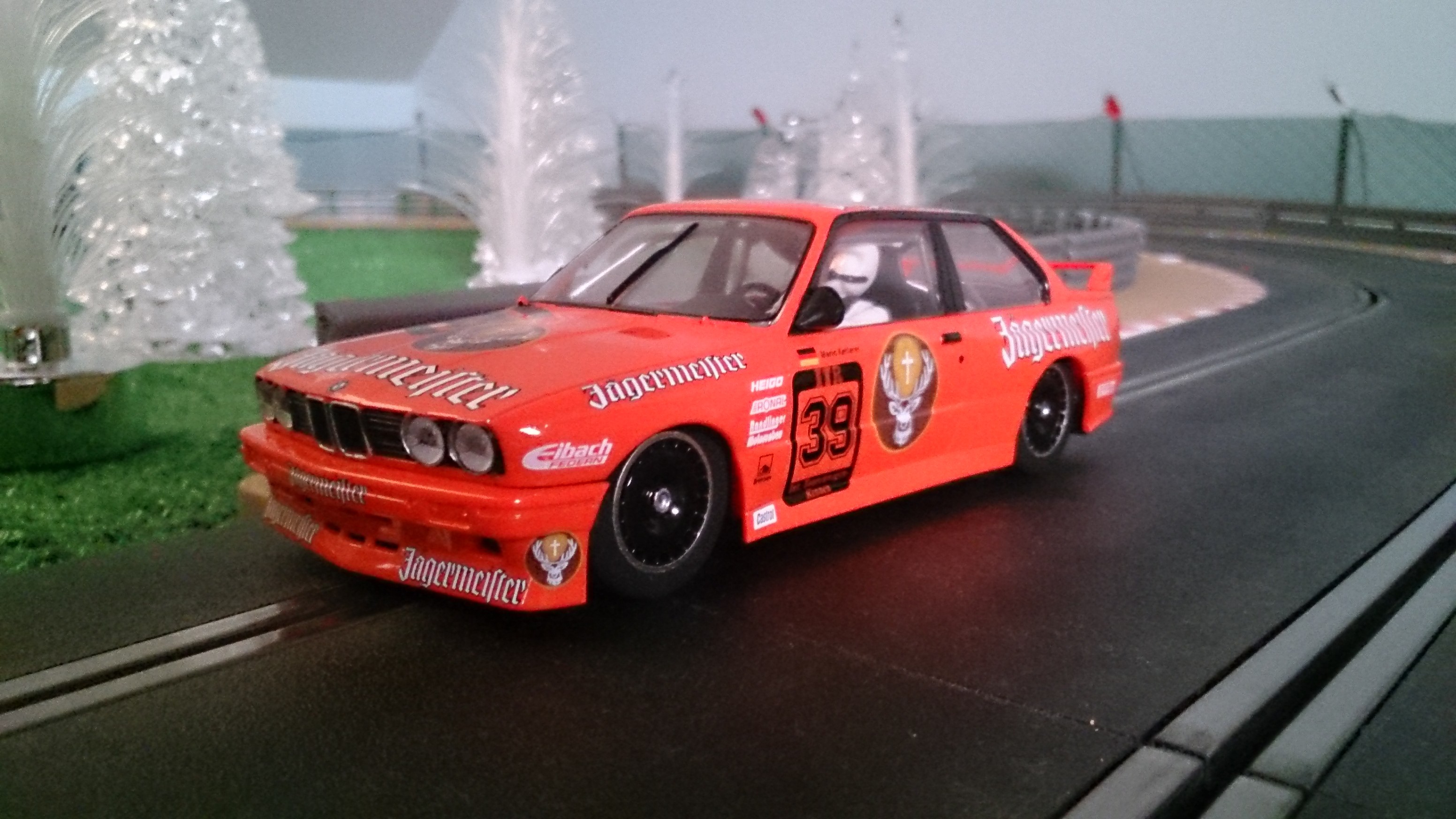 scalextric bmw e30
