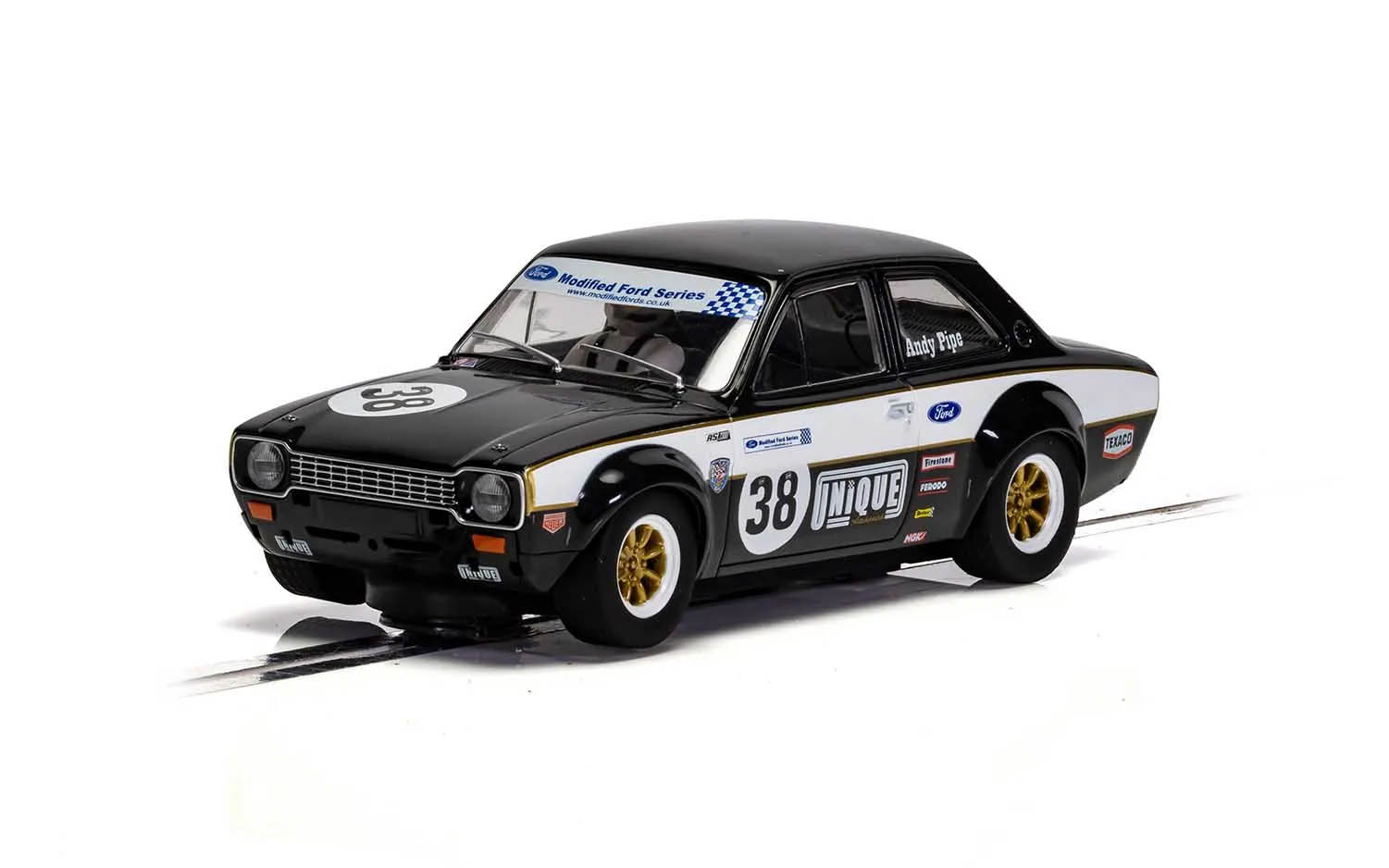 Scalextric_C4237_1 image