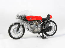 Honda RC166 GP Racer 66 No 16 - Tamiya 21087 | kingshobby.com