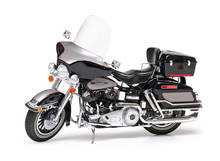 Harley Davidson FLH 1200 Police - 1/6e - Tamiya - 16038