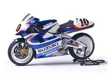 Suzuki RGB500 80 No 10 - Tamiya 21068 | kingshobby.com