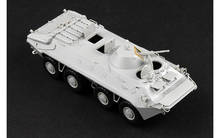 Maqueta A Escala 1:35 Del Transporte De Tropas Ruso BTR-60PB Mejorado - Trumpeter 01545